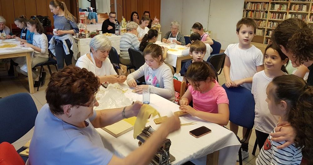 Tradicionális csigacsináló versennyel egybekötött Nőnapi rendezvény - Bocskaikert